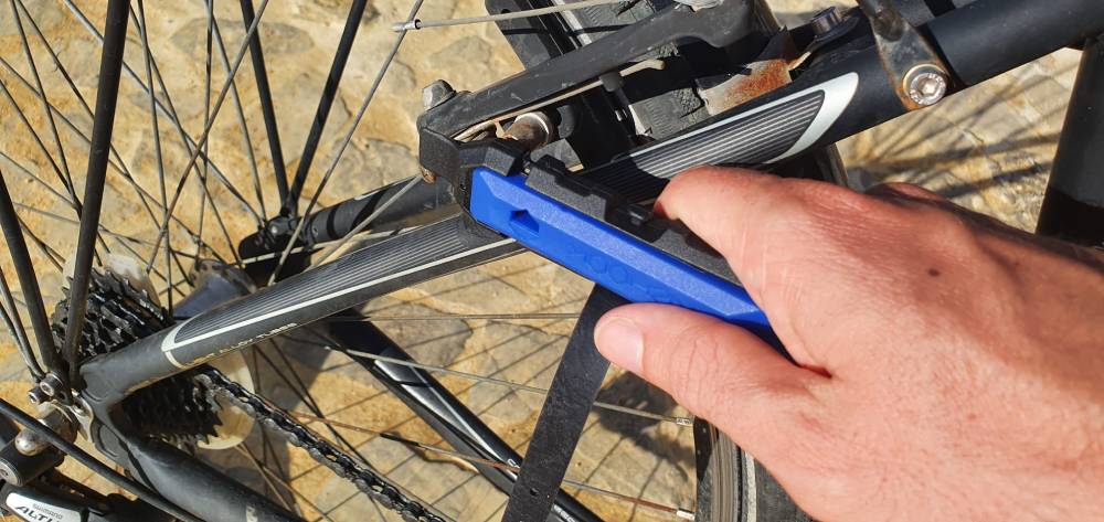 Rehook PLUS – Review [11 Bike Tools in 1]